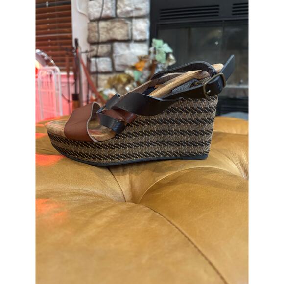 Maurices Eloise memory foam two-tone wedge sandals cork-wrap sole - Picture 2 of 4